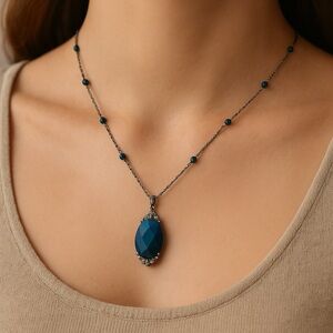 Avon Necklace Faux turquoise pendant Silver tone chain 17” long vintage